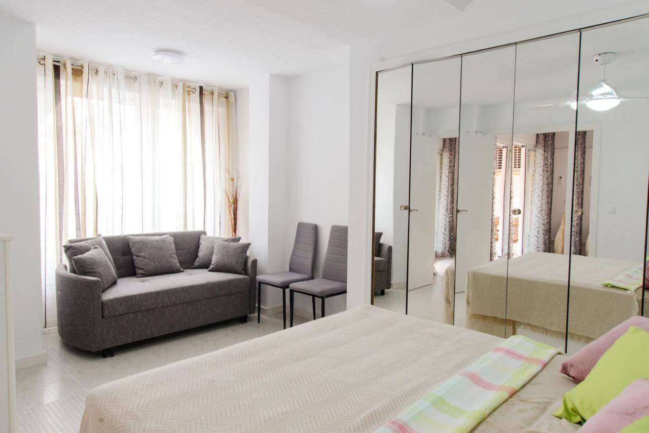 Holiday Suite Playa del Cura Torrevieja Dış mekan fotoğraf